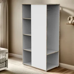Armoire ouverte first