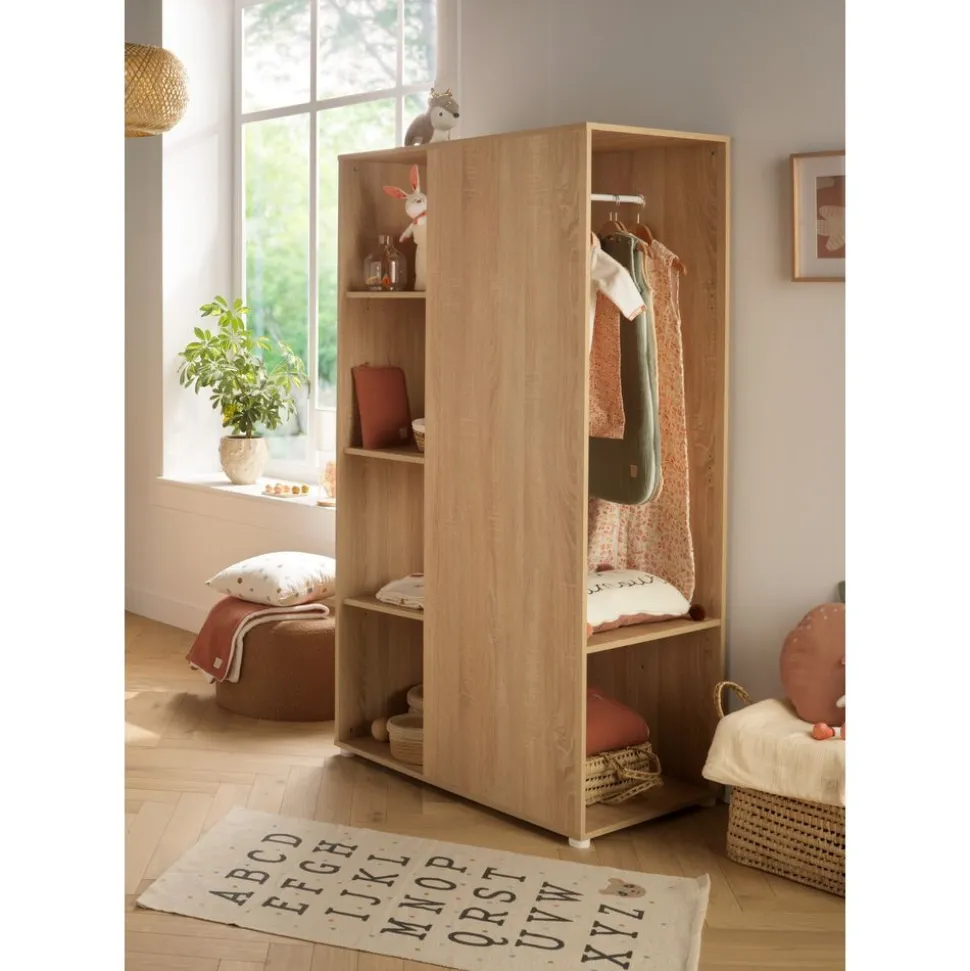 Armoire ouverte up chêne doré