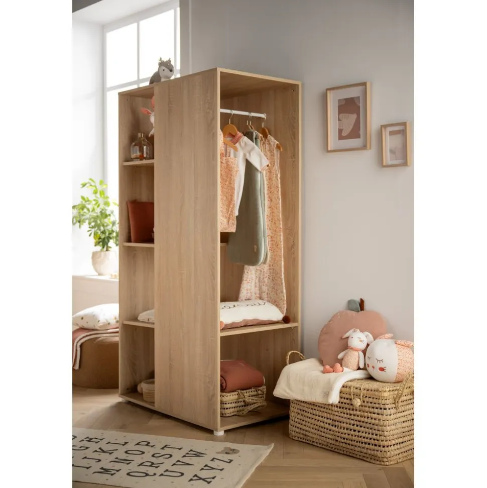 Armoire ouverte up chêne doré