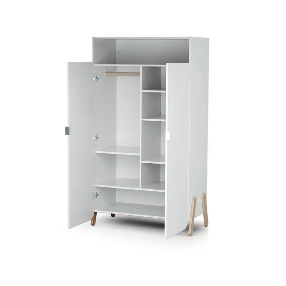Armoire pirate blanc et hêtre verni
