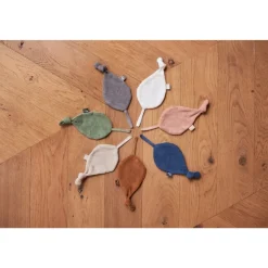 Attache sucette feuille ash green