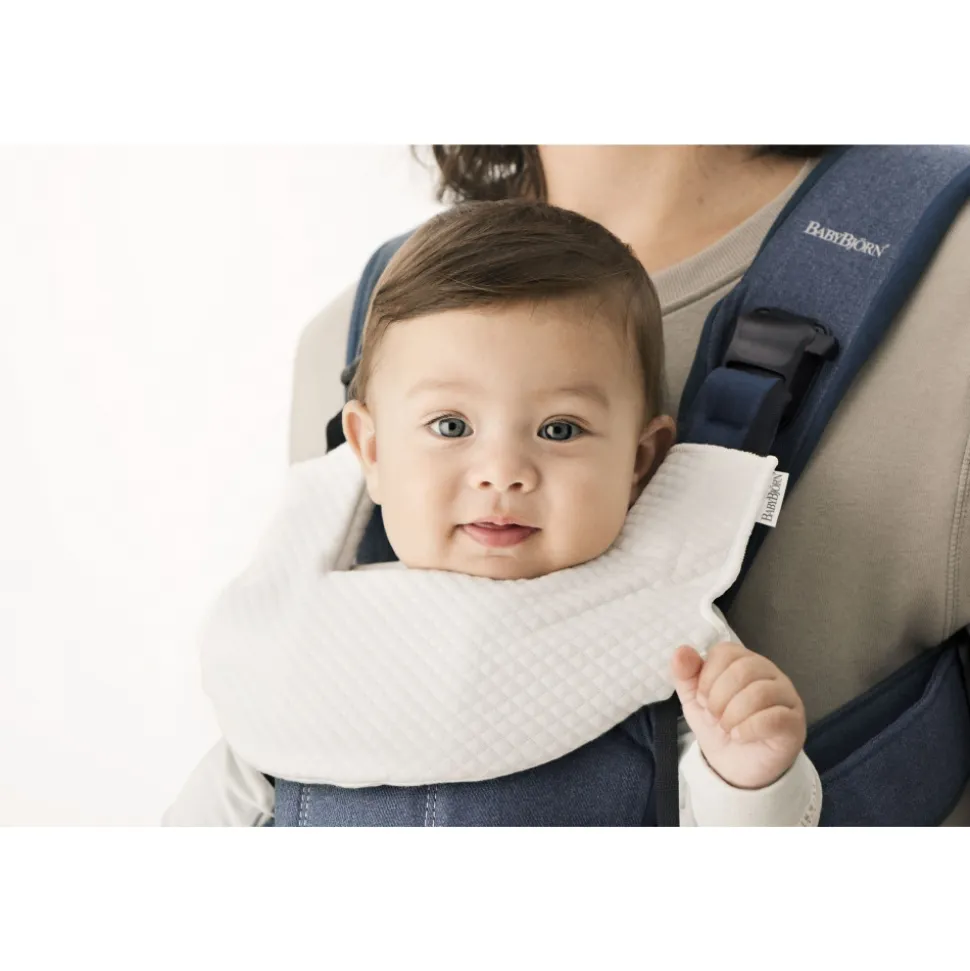 Bavoir pour porte bébé one