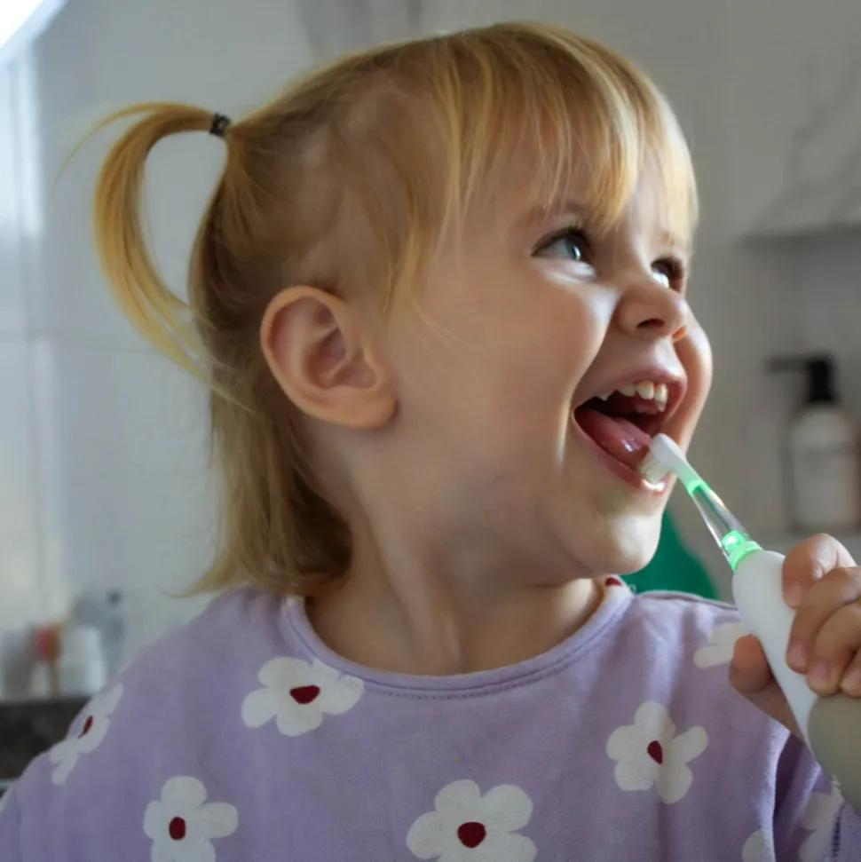 Brosse à dents électrique rechargeable enfant sönik pro