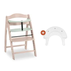 Chaise haute bébé arketa n play en bois vert clair avec plateau de jeu