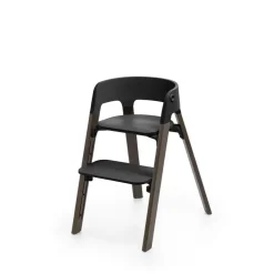 Chaise haute steps complète avec baby set et plateau noir / warm brown