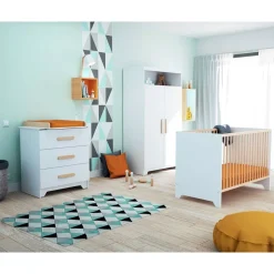 Chambre trio gavroche lit bébé 60x120 + commode à langer + armoire blanc et hêtre