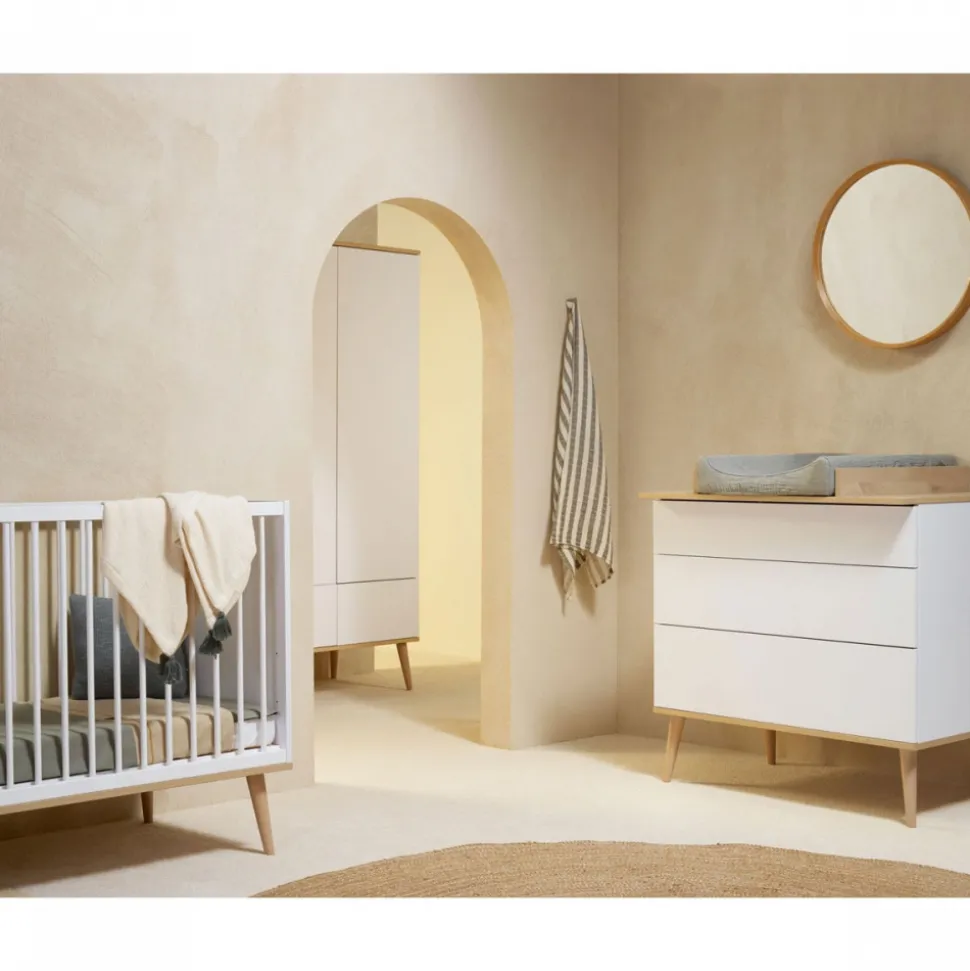 Chambre trio lit bébé 60x120 cm + armoire xl + commode avec plan à langer flow white & oak