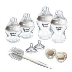 Coffret de naissance avec biberons natural start