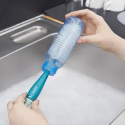 Goupillon pour biberon avec ventouse bleu