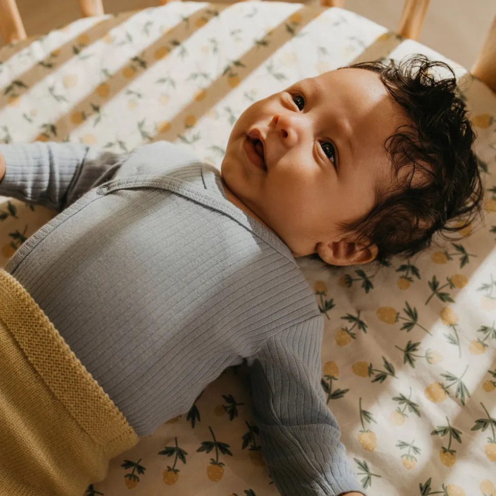 Lit en bois sleepi warm brown