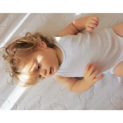 Matelas bébé nuage 60 x 120 cm