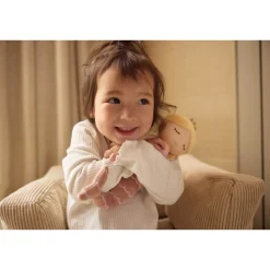 Peluche poupée rose