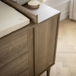 Plan à langer dessus intégrale pour commode mokka