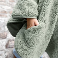 Poncho chaud de voyage teddy bouclette kaki