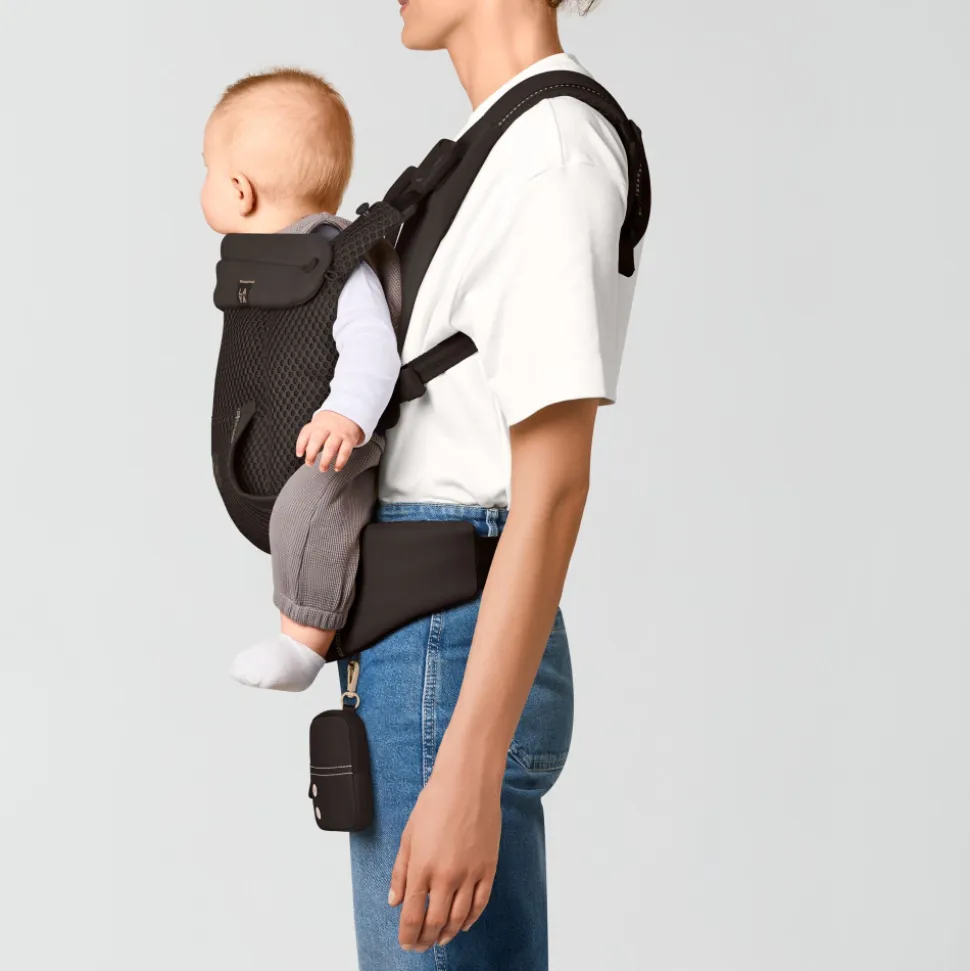 Porte bébé physiologique laya chocolate brown