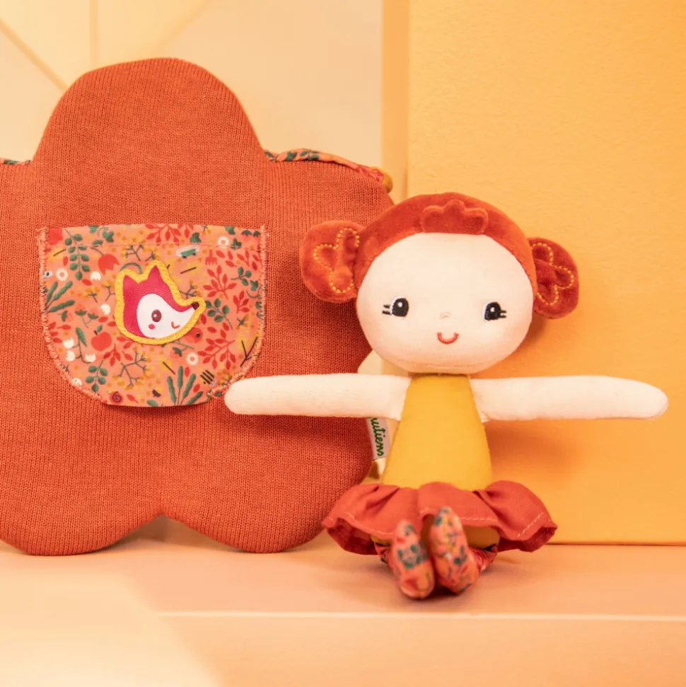 Poupée et sac à main fleur adèle