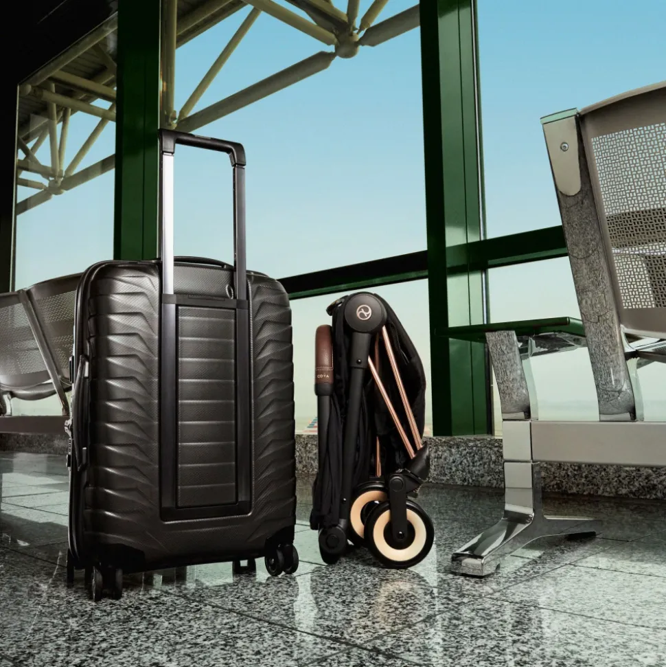 Poussette compacte coya leaf green châssis matt black