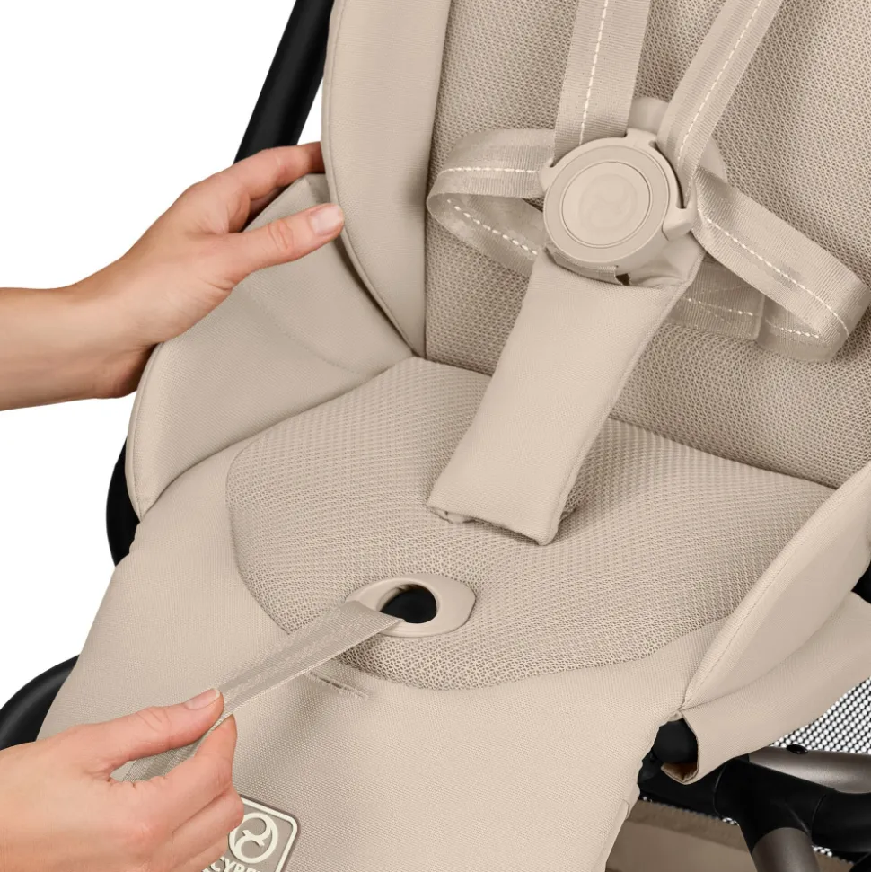 Poussette compacte pivotante eezy s twist+ 2 almond beige