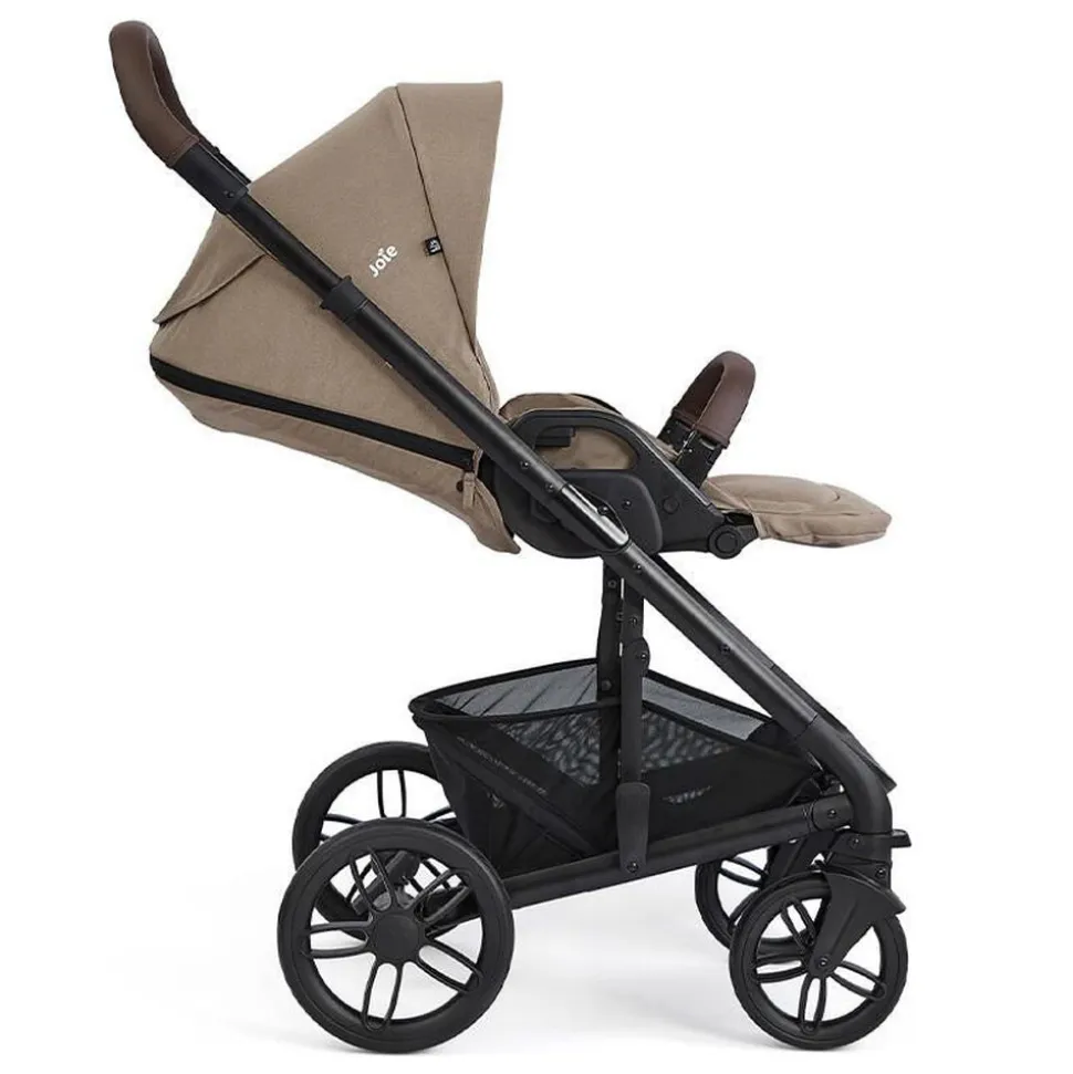 Poussette trio chrome 2 + siège auto sprint sandstone + nacelle chrome 2 cashew