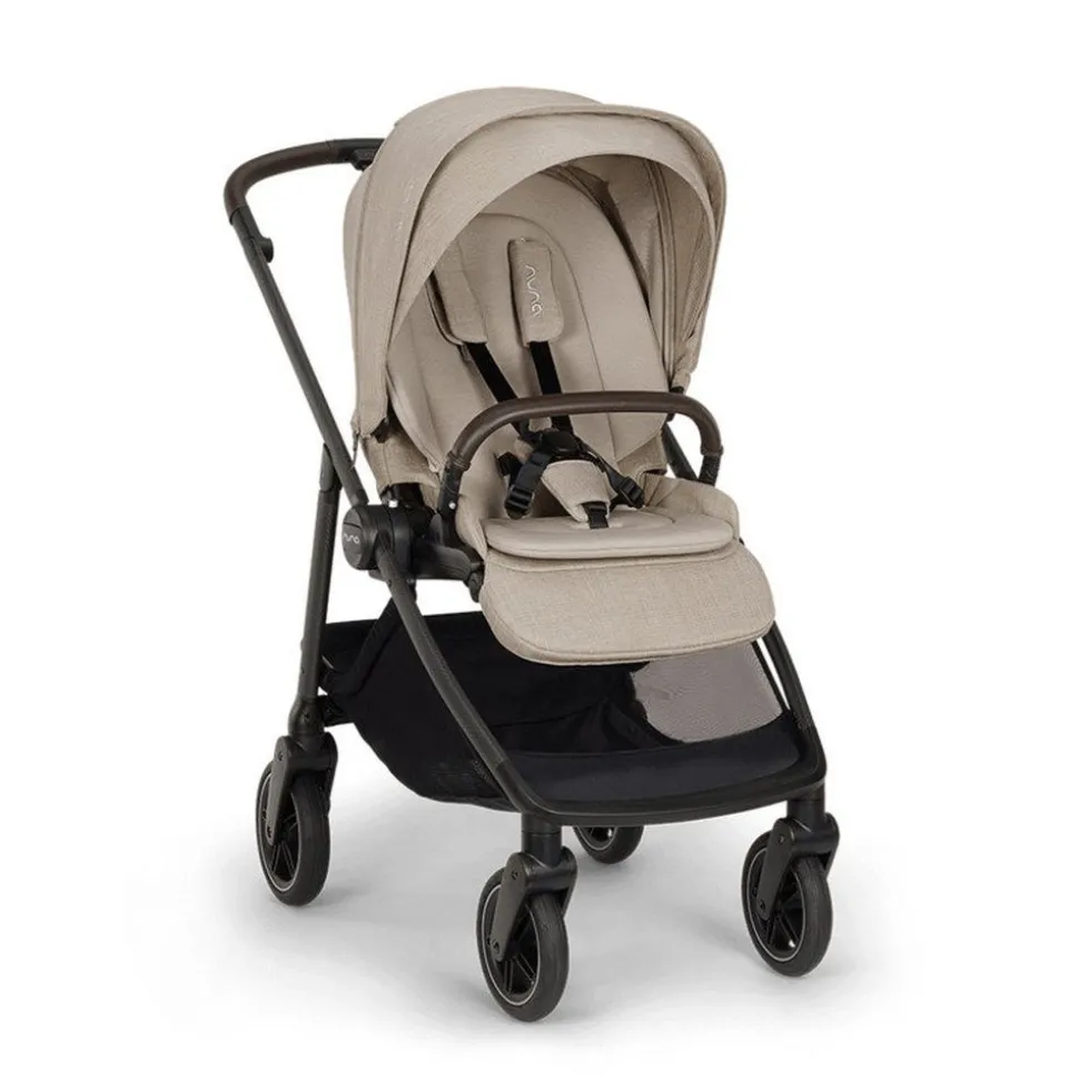 Poussette trio swiv + siège auto arra flex + nacelle lytl chateau