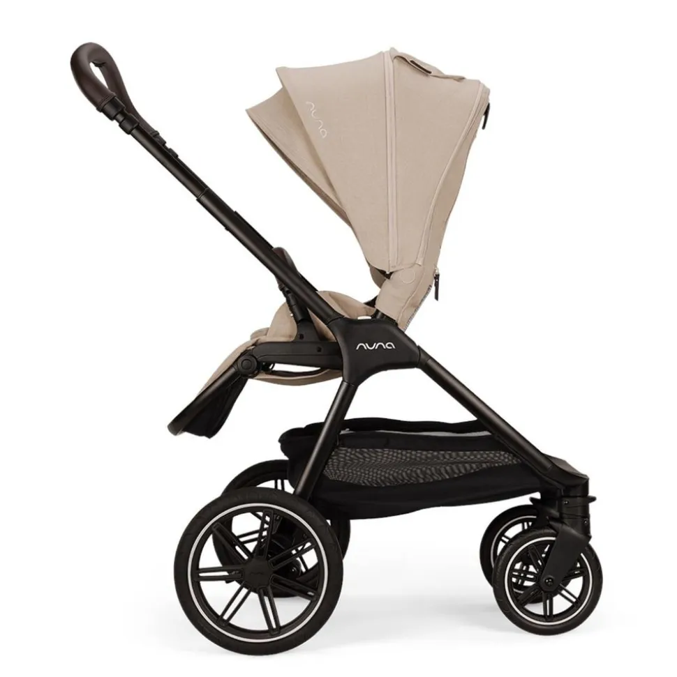 Poussette trio triv lx biscotti + siège auto pipa urbn caviar + nacelle lytl biscotti