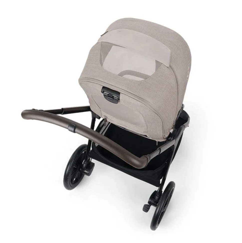 Poussette trio triv lx + siège auto pipa urbn + nacelle lytl chateau