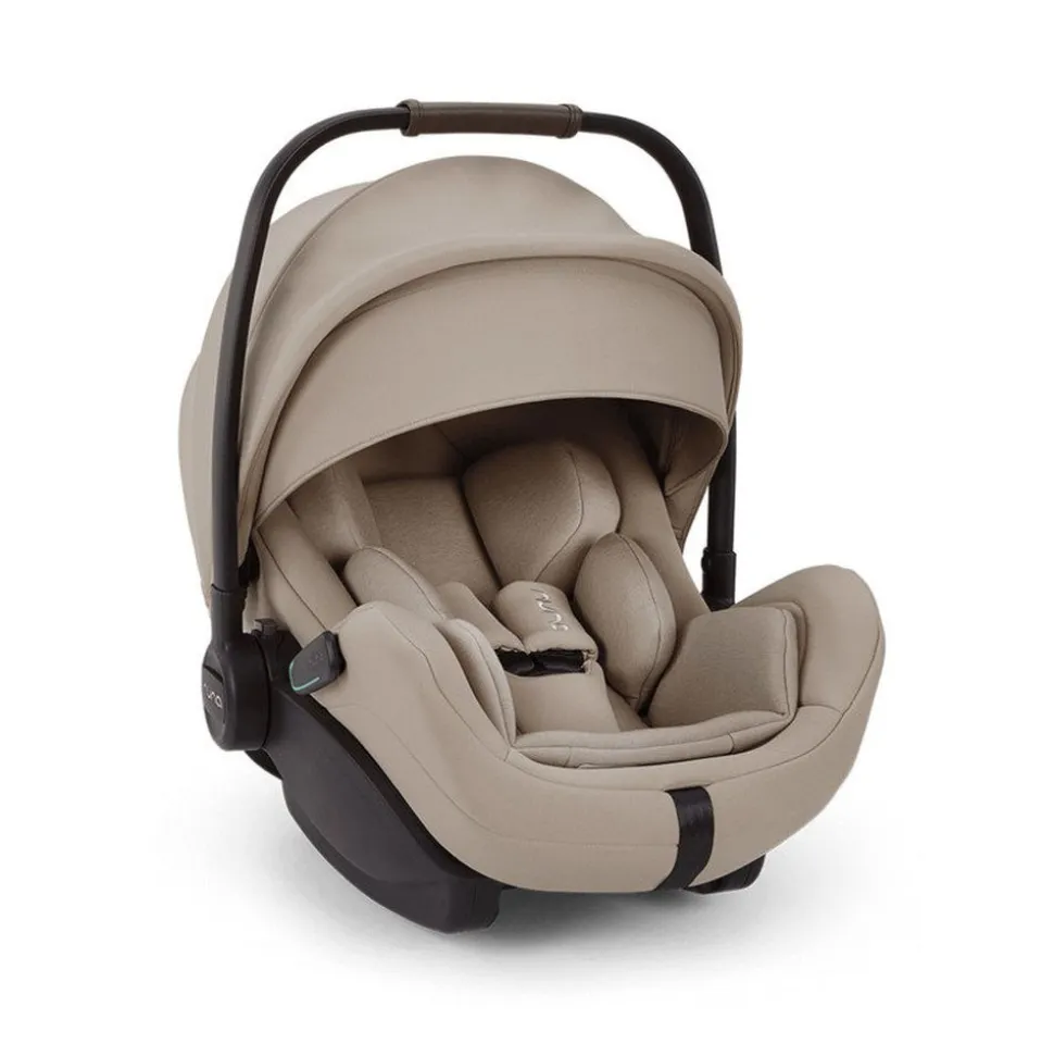 Poussette trio triv next + siège auto arra flex + nacelle lytl chateau