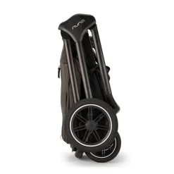 Poussette trio triv next + siège auto arra flex + nacelle lytl thunder