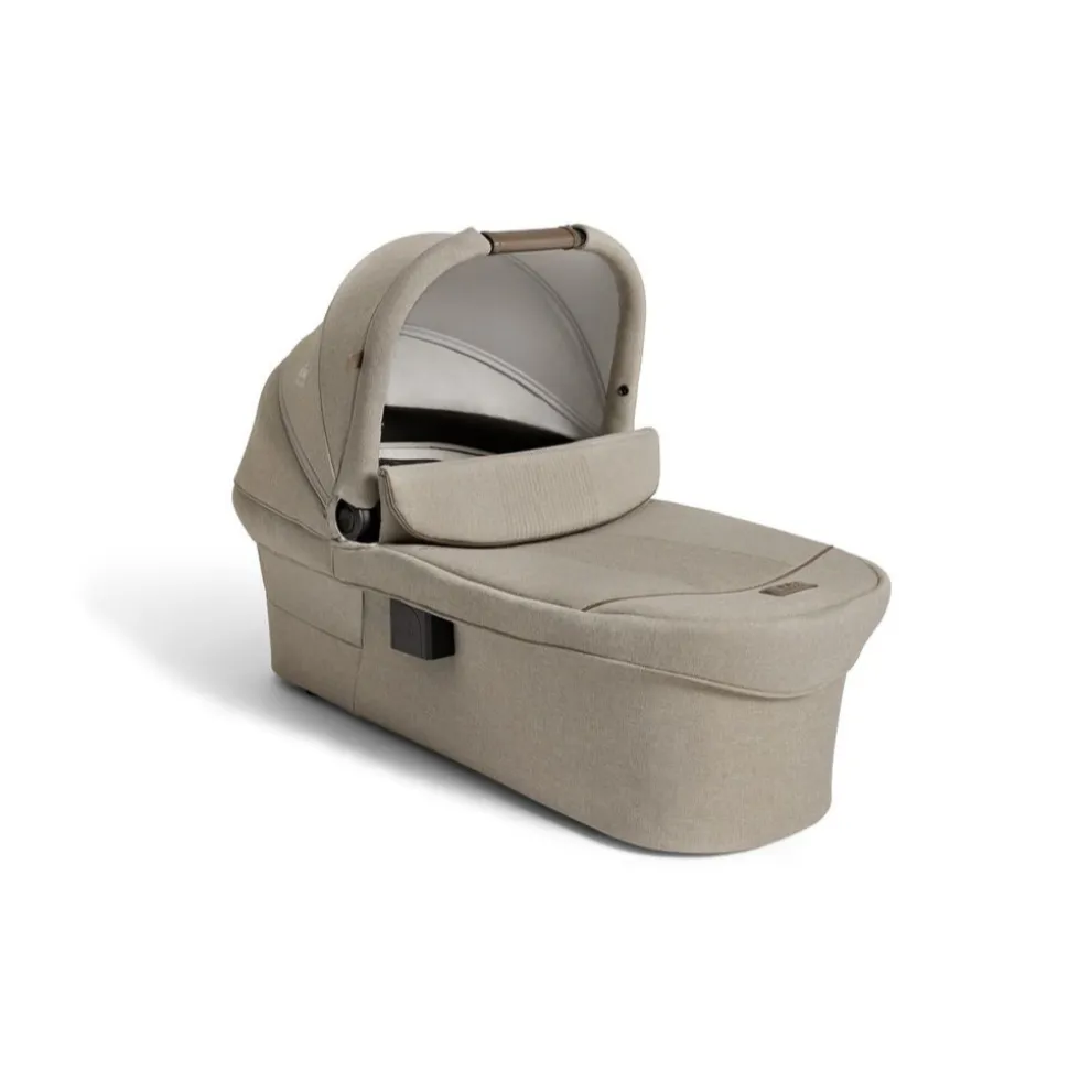 Poussette trio versiti + siège auto i-gemm 3 raven + nacelle ramble xl sandstone