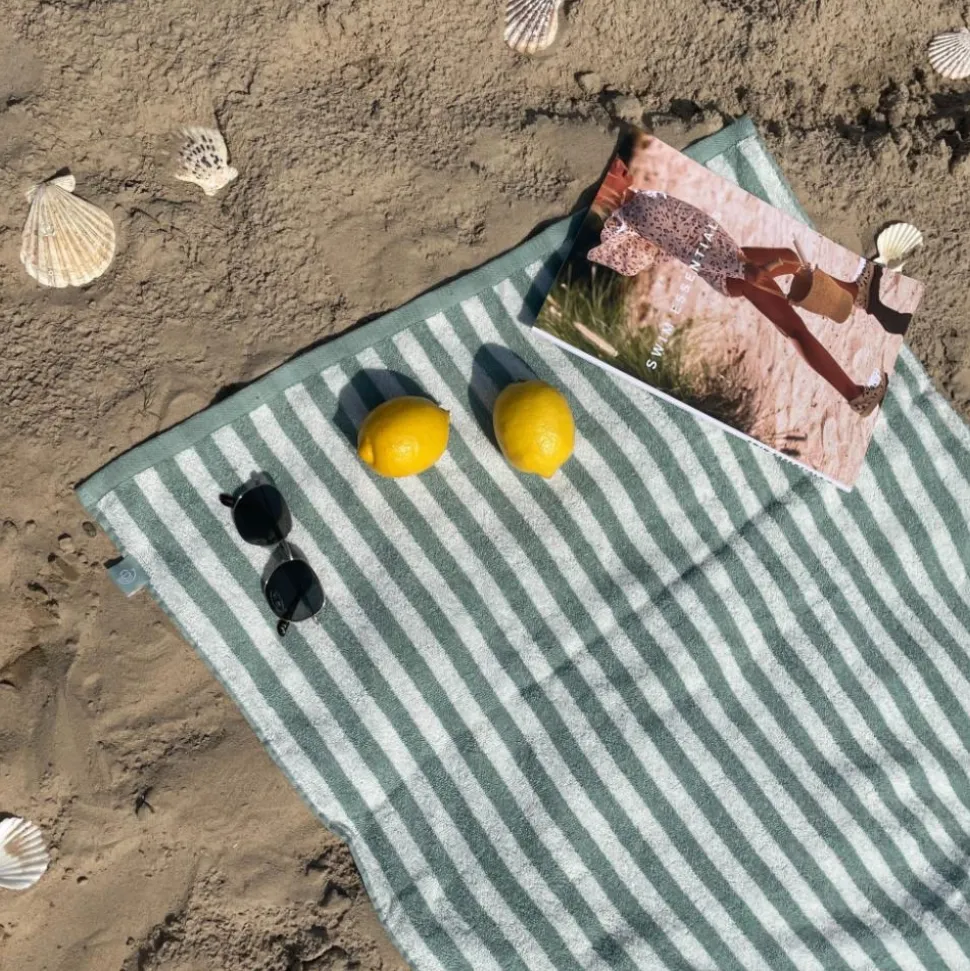 Serviette de plage coton 135 x 65 cm - rayures vertes